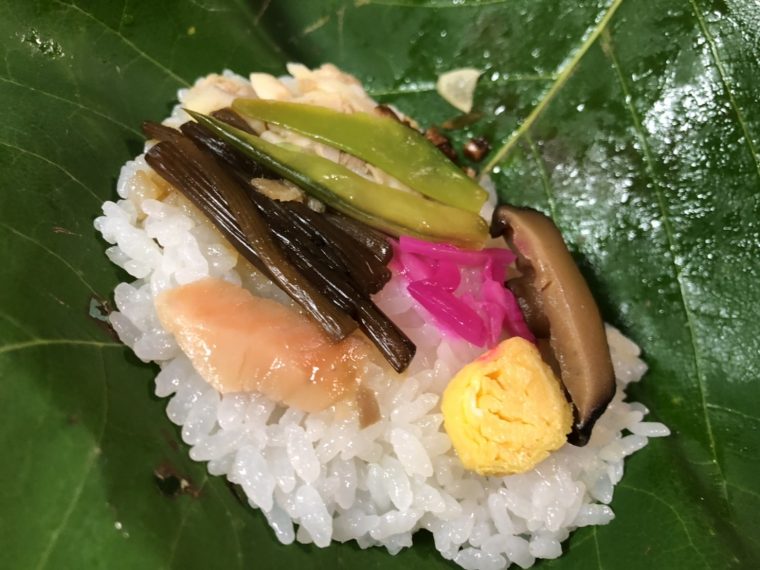 朴葉寿司　〜ぜいたく地元飯！