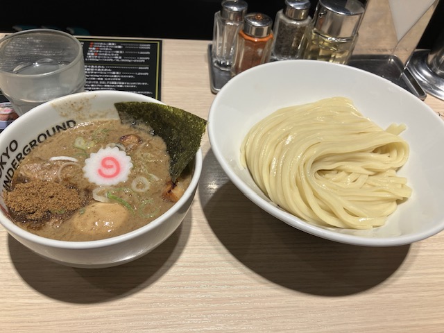 つけ麺屋　頑者へ行ってきました！！