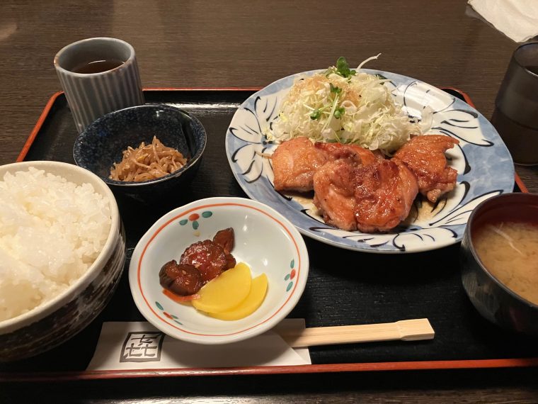 初めての定食に感動!!