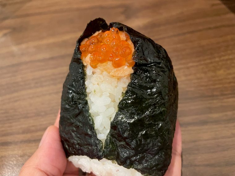 扇フーズのおにぎりはBIGサイズ!