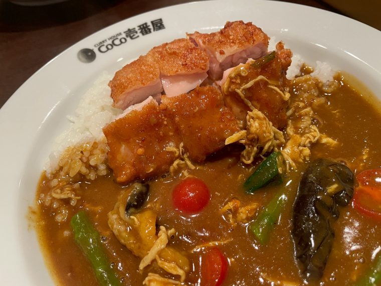 夏はやっぱりココイチの「チキンと夏野菜カレー」！